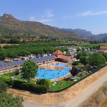 La Noguera Camping Sant Llorenç de Montgai Extérieur photo