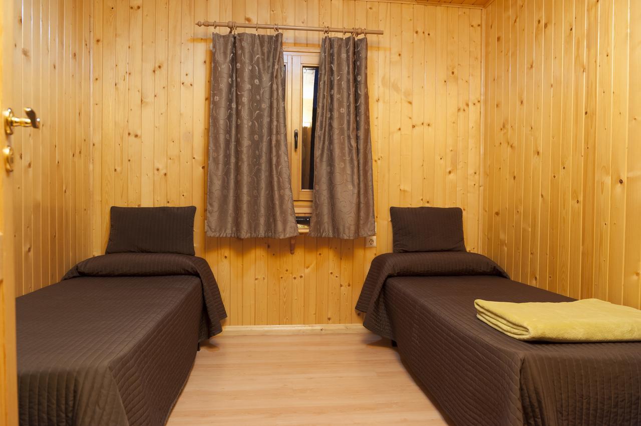 La Noguera Camping Sant Llorenç de Montgai Extérieur photo